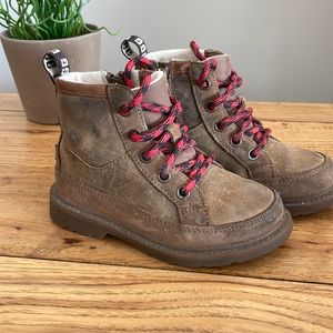 Boys Ugg boots, side zip, lightly used. Size 10 child